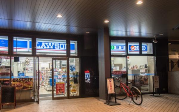 グランヴァン赤坂(ローソン港赤坂九丁目店)