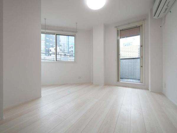Ｃｈａｔａｉｇｎｅ　Ｆｏｒｅｔ　Ｏｔｅｍａｃｈｉ