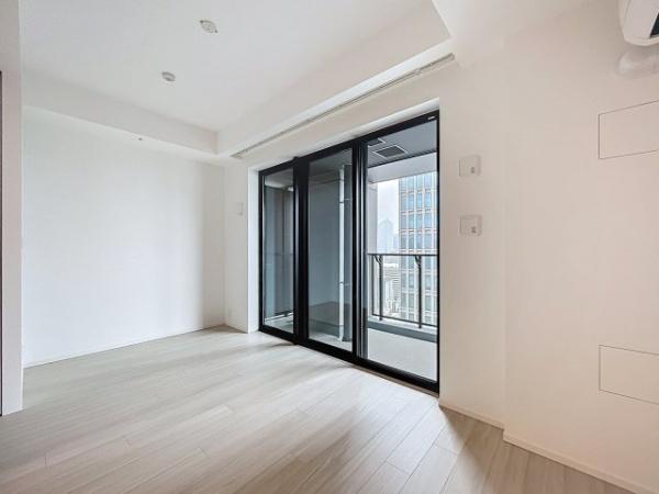ＷＯＲＬＤ　ＴＯＷＥＲ　ＲＥＳＩＤＥＮＣＥ