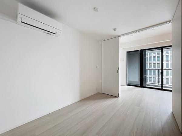 ＷＯＲＬＤ　ＴＯＷＥＲ　ＲＥＳＩＤＥＮＣＥ
