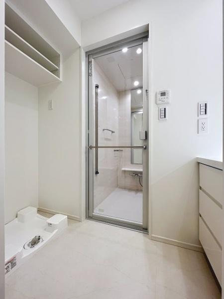 ＷＯＲＬＤ　ＴＯＷＥＲ　ＲＥＳＩＤＥＮＣＥ