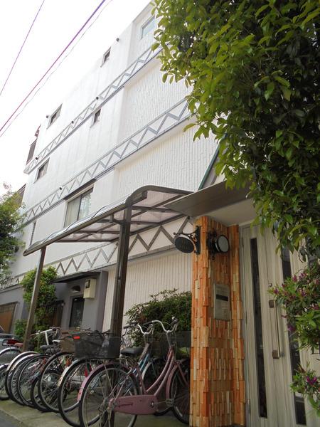 Ｔ＆Ｔヒルズ