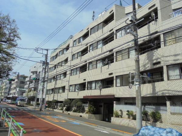 シャレーコート三田