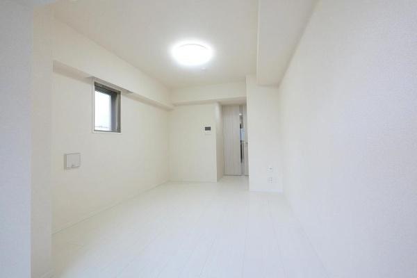 PREMIUM　CUBE　日本橋浜町
