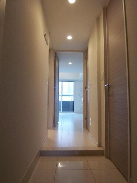 イニシアイオ西麻布(玄関)