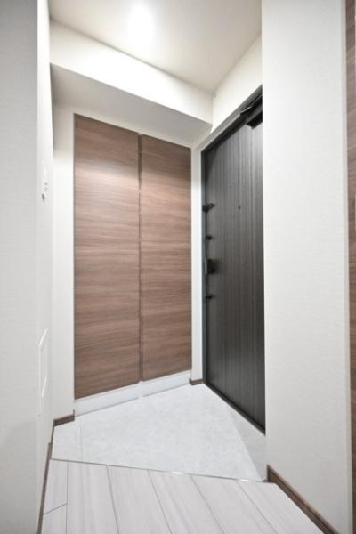 ＧＲＡＮＳＩＴＥ　ＮＡＫＡＭＥＧＵＲＯ