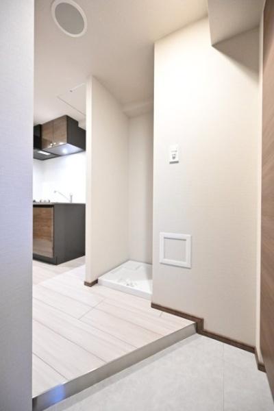 ＧＲＡＮＳＩＴＥ　ＮＡＫＡＭＥＧＵＲＯ