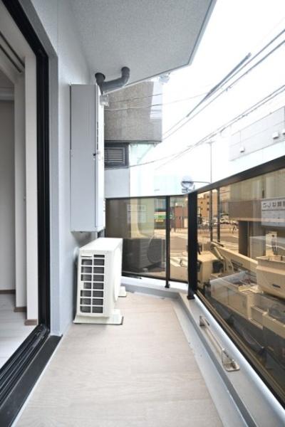 ＧＲＡＮＳＩＴＥ　ＮＡＫＡＭＥＧＵＲＯ