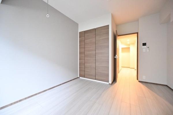 ＧＲＡＮＳＩＴＥ　ＮＡＫＡＭＥＧＵＲＯ