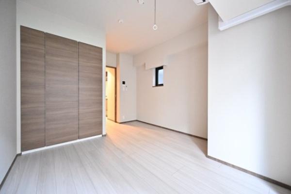 ＧＲＡＮＳＩＴＥ　ＮＡＫＡＭＥＧＵＲＯ