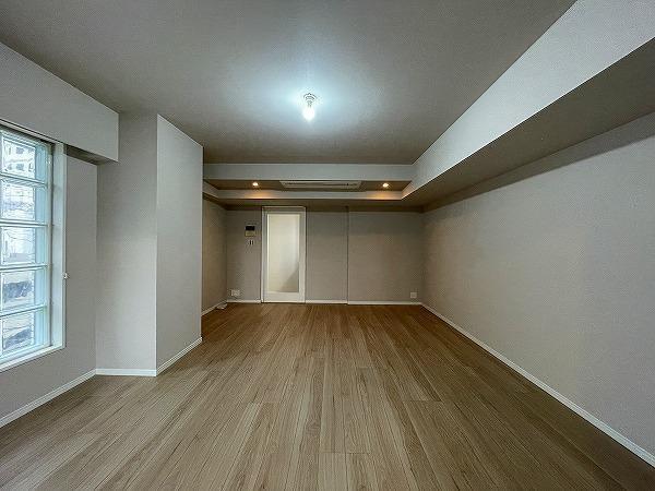 六本木デュープレックスエムズ