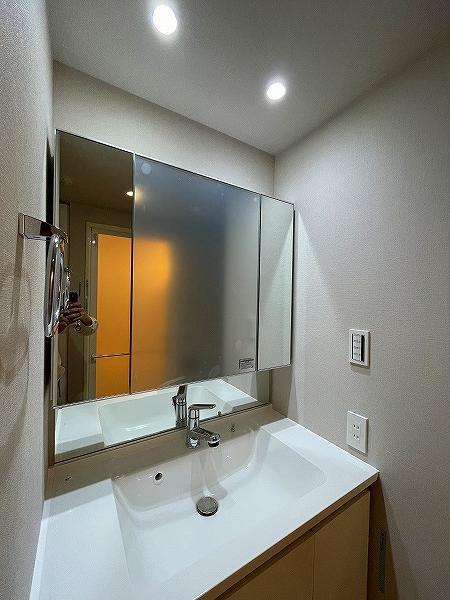 六本木デュープレックスエムズ