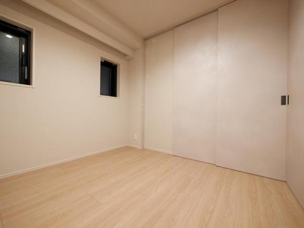 レ・ジェイドクロス千代田神保町