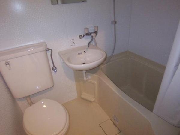 Ｔｅｒｒａｚｚａ　Ｅｓｔ