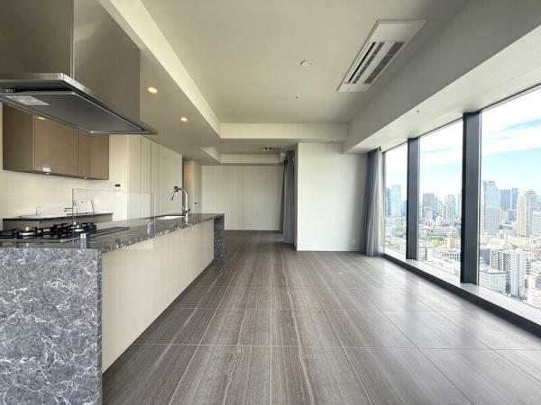 ＷＯＲＬＤ　ＴＯＷＥＲ　ＲＥＳＩＤＥＮＣＥ