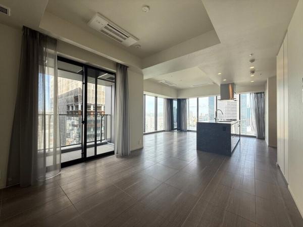 ＷＯＲＬＤ　ＴＯＷＥＲ　ＲＥＳＩＤＥＮＣＥ