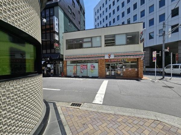Ｂｒｉｌｌｉａ　ｉｓｔ　御茶ノ水(セブンイレブン神田三崎町2丁目店)