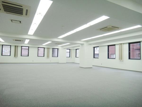 KTTビル