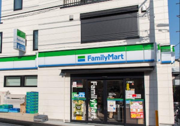 ＷＡＶＩＡ下北沢(ファミリーマート世田谷北沢三丁目店)