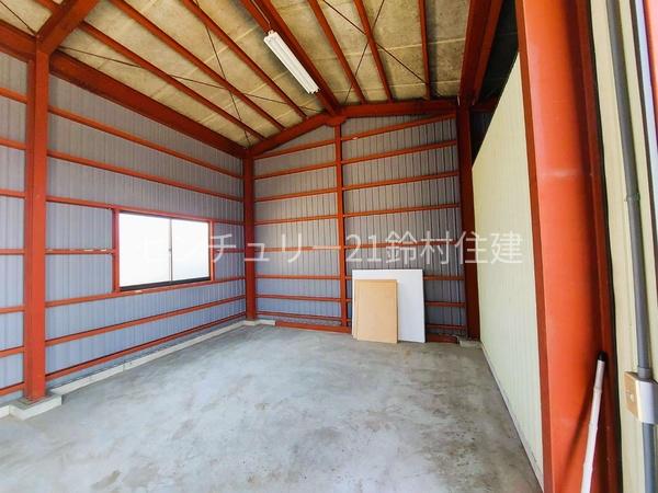 江南市慈光堂町北貸倉庫