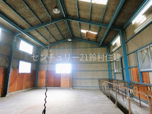 江南市草井町若草貸倉庫
