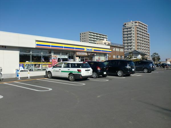 DJひたち野3 ひたち野牛久駅まで至近♪(ミニストップ牛久ひたち野西店)