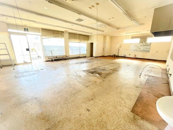成田市並木町の店舗（一戸建）