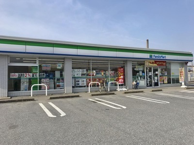 多賀町テナント(ファミリーマート多賀大社駅前店)