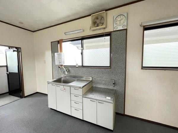 川原1丁目テナント