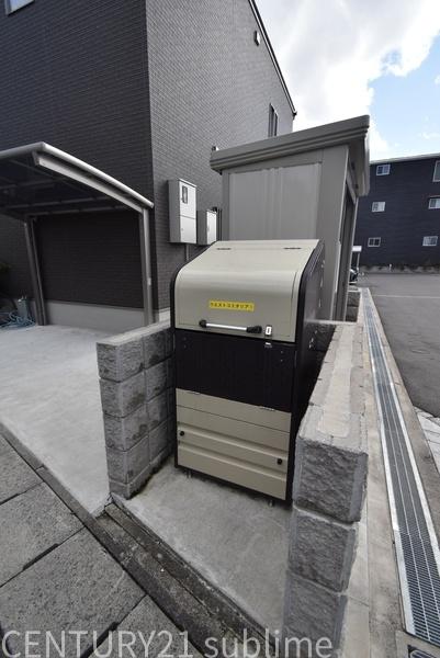 ウエストコミタリア1