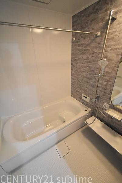 ウエストコミタリア1