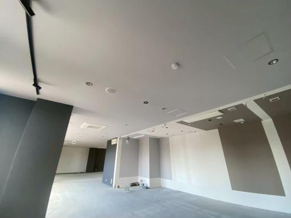 小山テナント