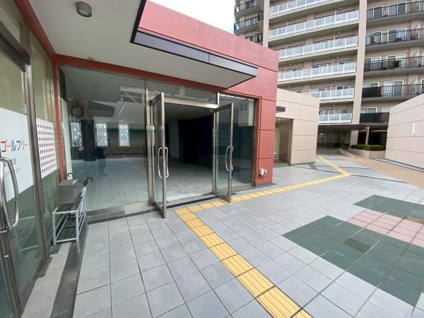 小山テナント