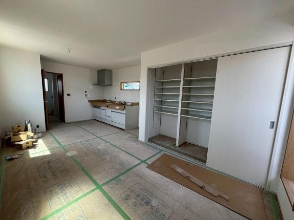 今宿4丁目店舗付き住宅