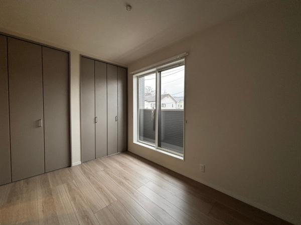 守山市守山２丁目のテラスハウス