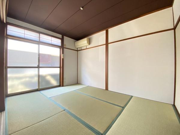 大塚野溝町貸家