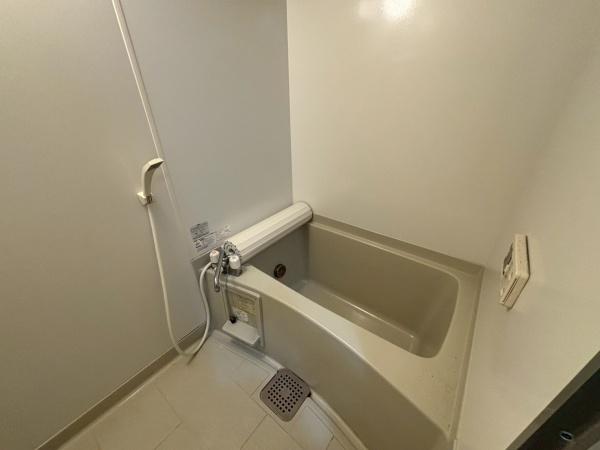アヴァンス