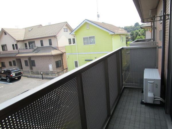フラッツレディアンスＡ