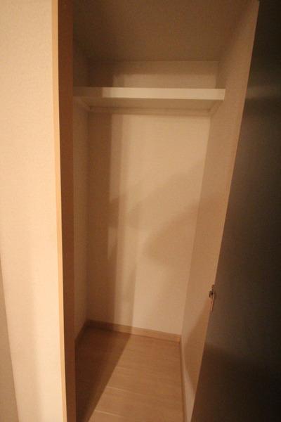 ア・レーズ１番館