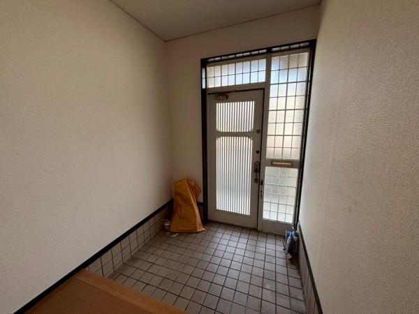 大津市関津６丁目の貸家
