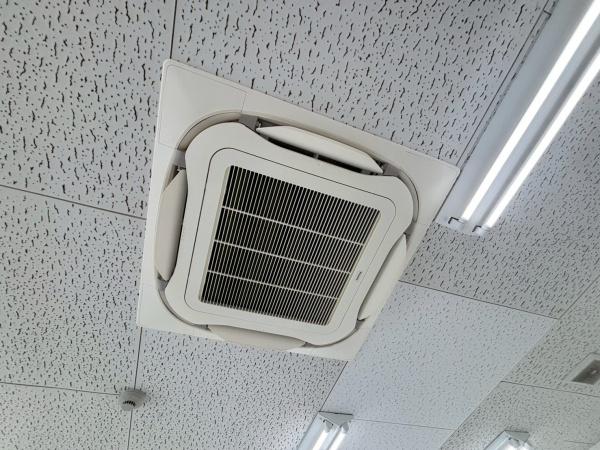 石山ビル