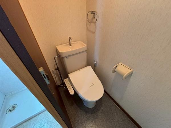アゼリア岡