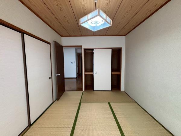 アゼリア岡