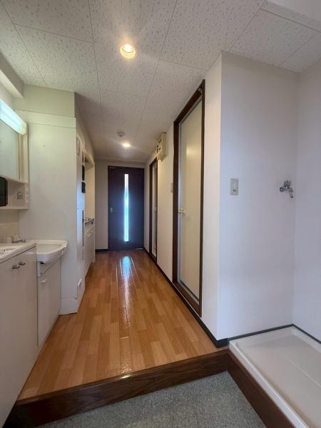 RoomsOoji