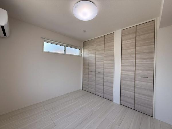 メゾン ソレイユ(寝室)