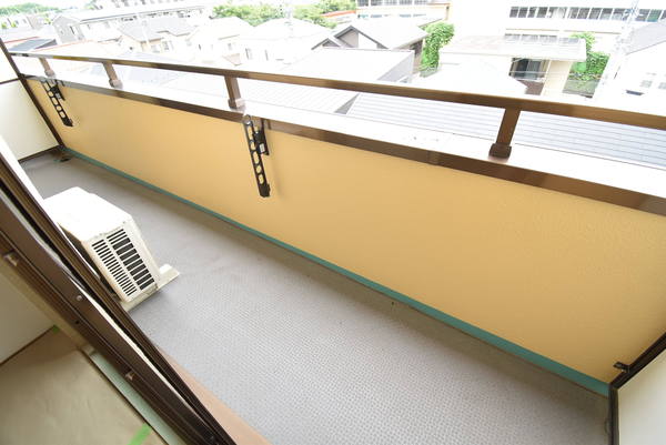 クレール弐番館