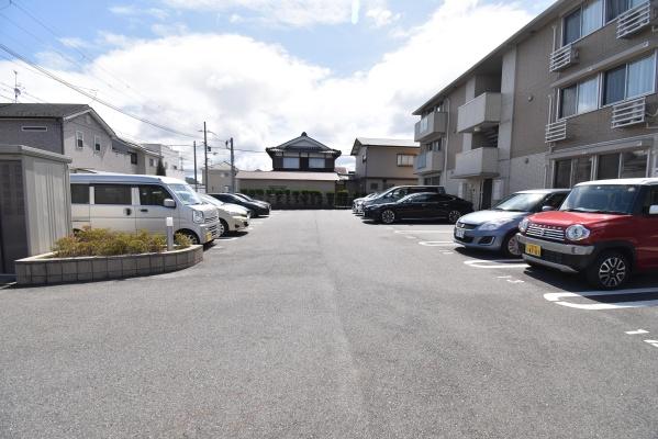 Ｃｏｚｙ　ｃｏｕｒｔ竹中