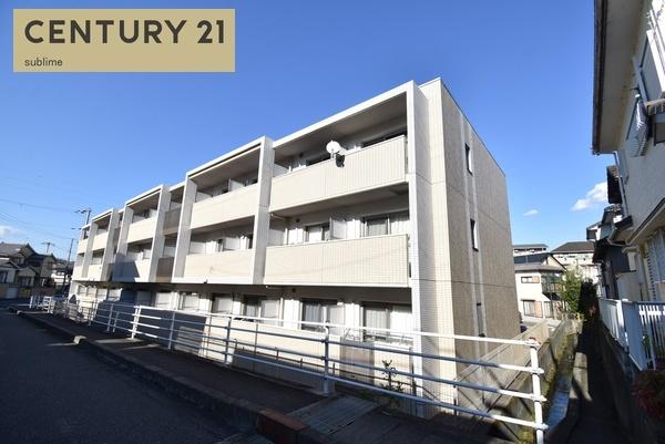 ラディエ　マルタ