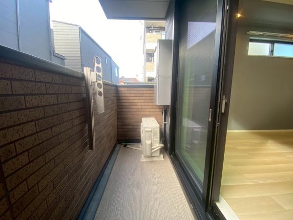 ウエストコミタリア3