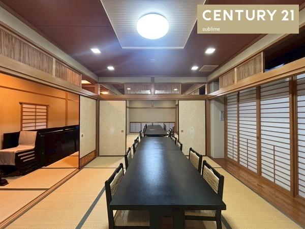 コスモ守山7番館1階